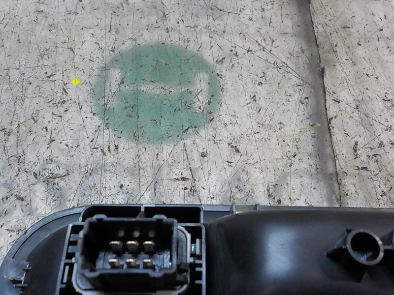 Recambio de mando elevalunas delantero derecho para renault twingo 1.5 dci diesel fap referencia OEM IAM 8200214936  