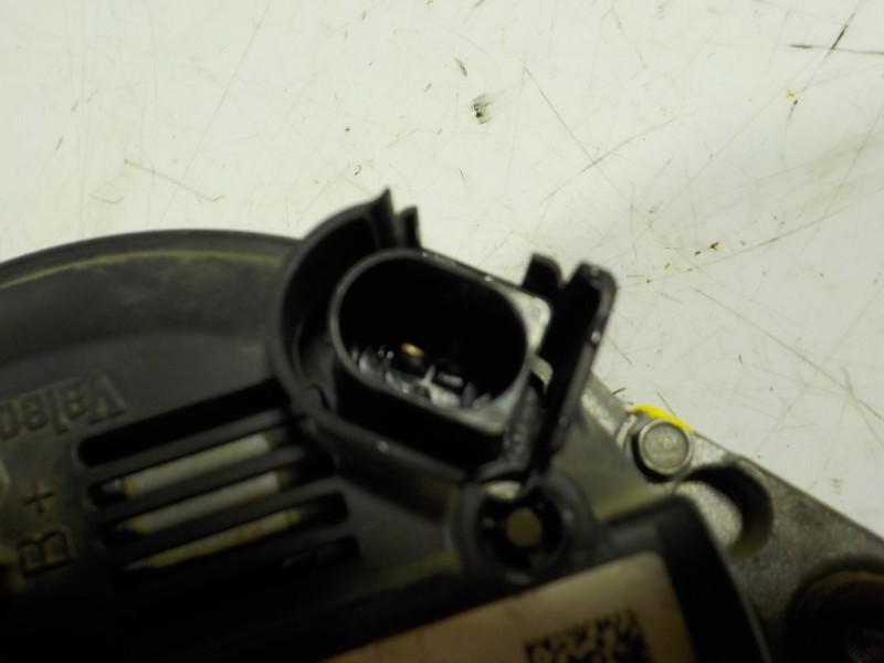 Recambio de alternador para skoda octavia lim. (5e3) active referencia OEM IAM 03L903023L 03L903023L TG14C043