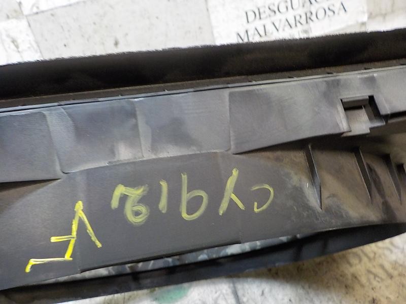 Recambio de canalizador aire para mercedes-benz clase c (w204) berlina 1.6 cat referencia OEM IAM   