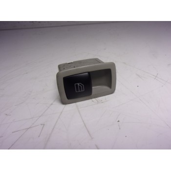 MANDO ELEVALUNAS TRASERO DERECHO A2518200510 A2518200510 