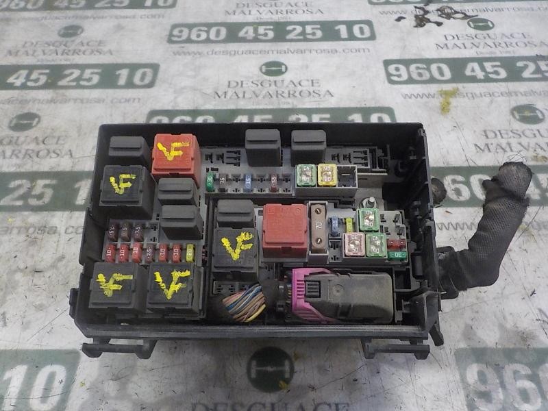 Recambio de caja reles / fusibles para opel corsa d 1.3 16v cdti referencia OEM IAM   