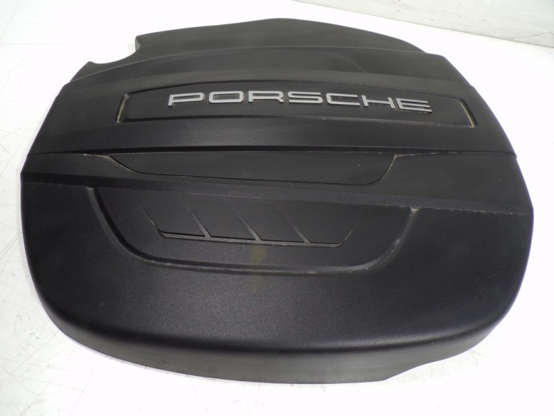 Recambio de tapa motor para porsche macan (typ ) base referencia OEM IAM 95B103925N  