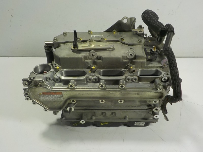 Recambio de convertidor de voltaje para lexus rx 450h referencia OEM IAM G92A048111 G92704831 2321000833