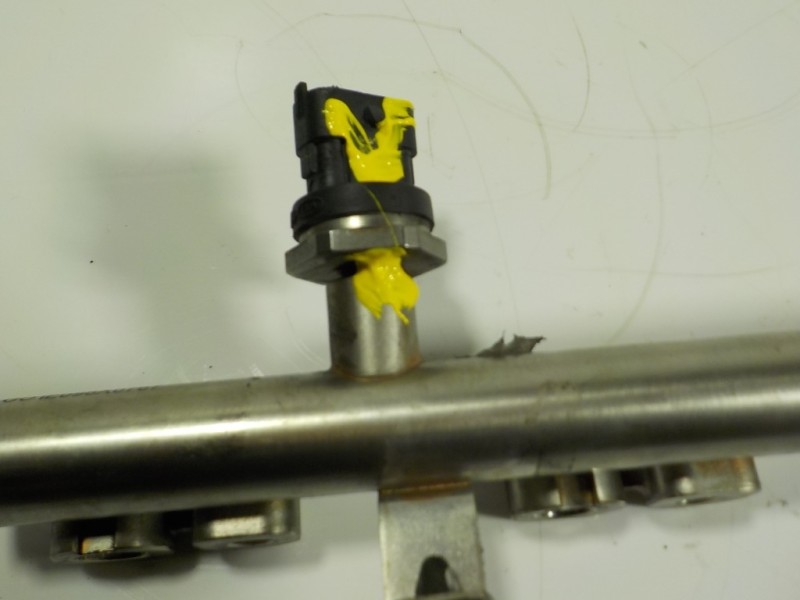 Recambio de rampa inyectora para kia cee´d 1.6 gdi cat referencia OEM IAM  353502B110 