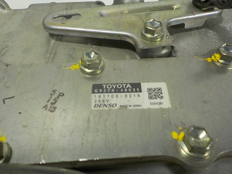 Recambio de convertidor de voltaje para lexus rx 450h referencia OEM IAM G92A048111 G92704831 2321000833