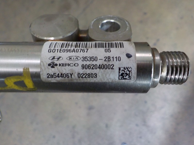 Recambio de rampa inyectora para kia cee´d 1.6 gdi cat referencia OEM IAM  353502B110 