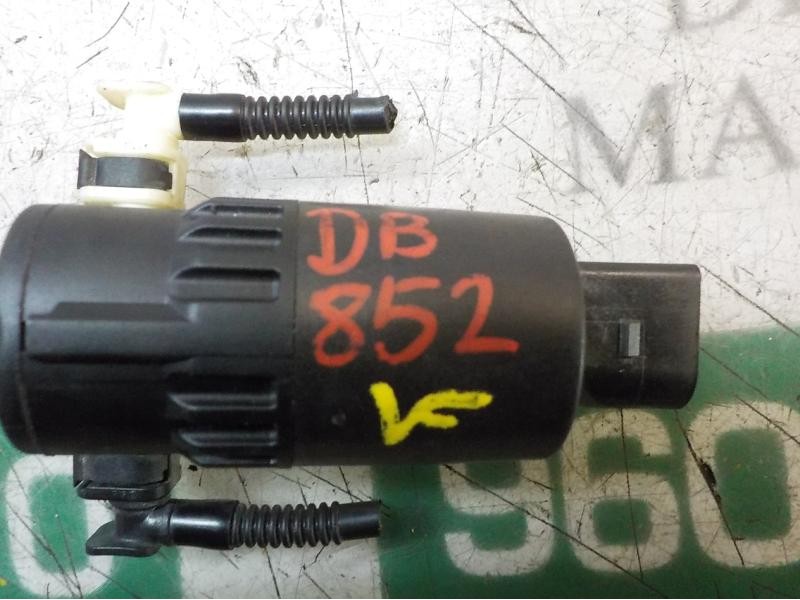 Recambio de bomba limpia para opel corsa e edition referencia OEM IAM 13250357 13349273 