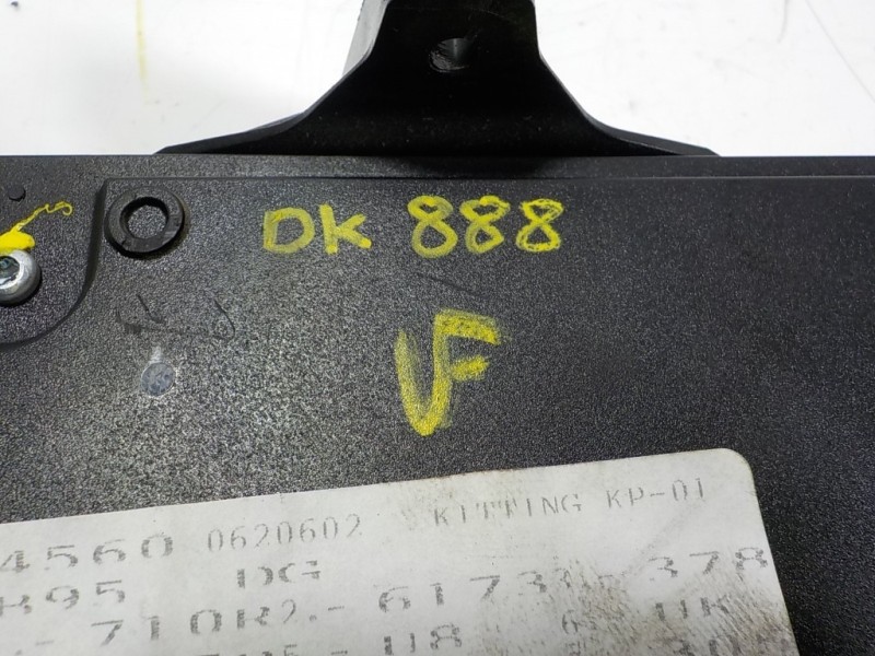 Recambio de modulo electronico para renault megane iii berlina 5 p 1.2 16v referencia OEM IAM 284B12059R 710R6173378 