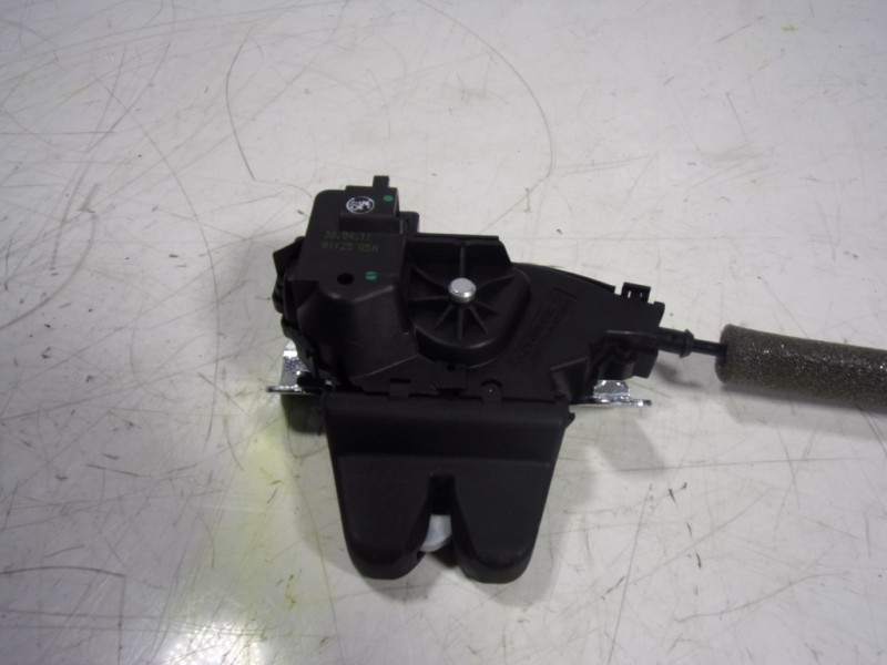 Recambio de cerradura maletero / porton para mercedes-benz clase clk (w207) cabrio 1.8 cgi cat referencia OEM IAM A2047500185 A2