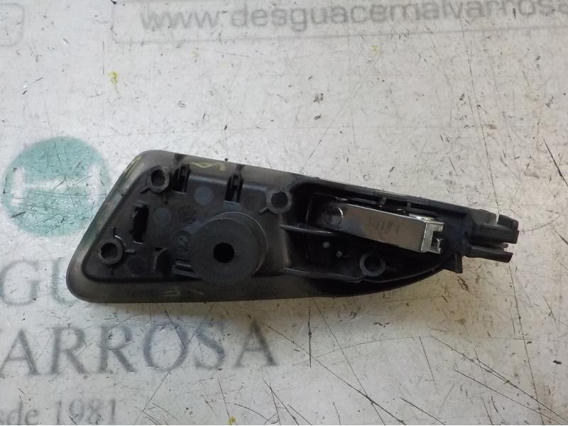 Recambio de maneta interior trasera derecha para opel corsa e edition referencia OEM IAM   