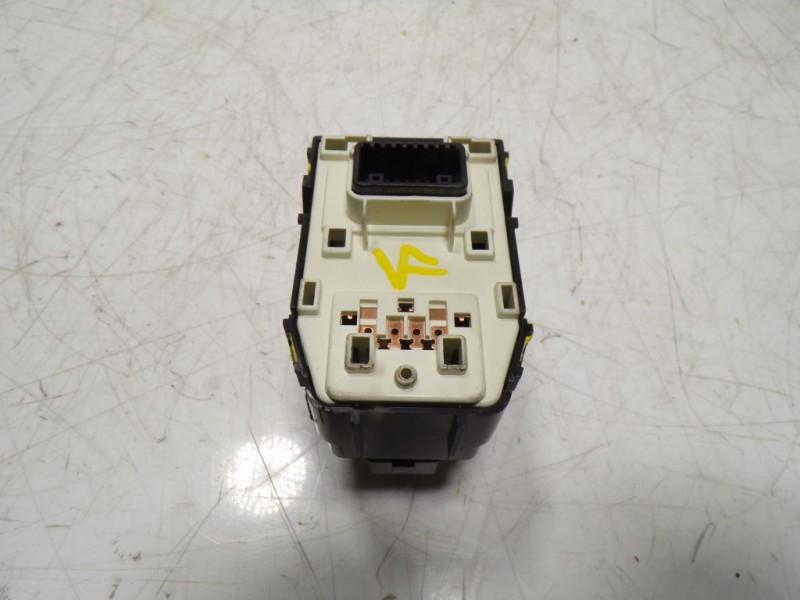 Recambio de mando retrovisor para kia rio (yb) 1.2 cat referencia OEM IAM 93530H8200 4D64801160 