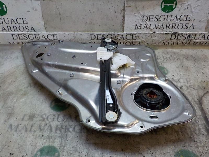 Recambio de elevalunas trasero derecho para mercedes-benz clase c (w204) berlina 1.6 cat referencia OEM IAM A2047300879  