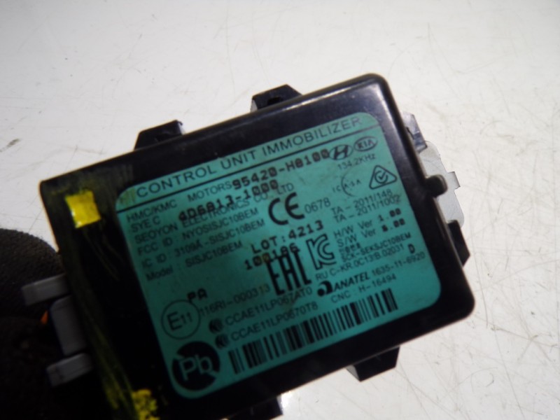 Recambio de modulo electronico para kia rio (yb) 1.2 cat referencia OEM IAM 95420H8100 95420H8100 