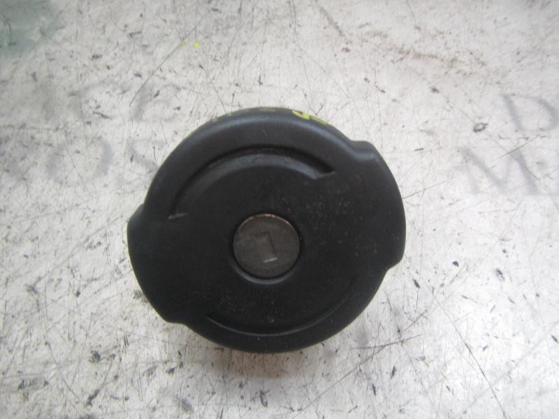 Recambio de tapon combustible para citroën c4 berlina collection referencia OEM IAM   