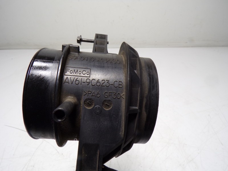 Recambio de caudalimetro para ford focus lim. (cb8) 1.6 tdci cat referencia OEM IAM 1480570 7M5112B579 