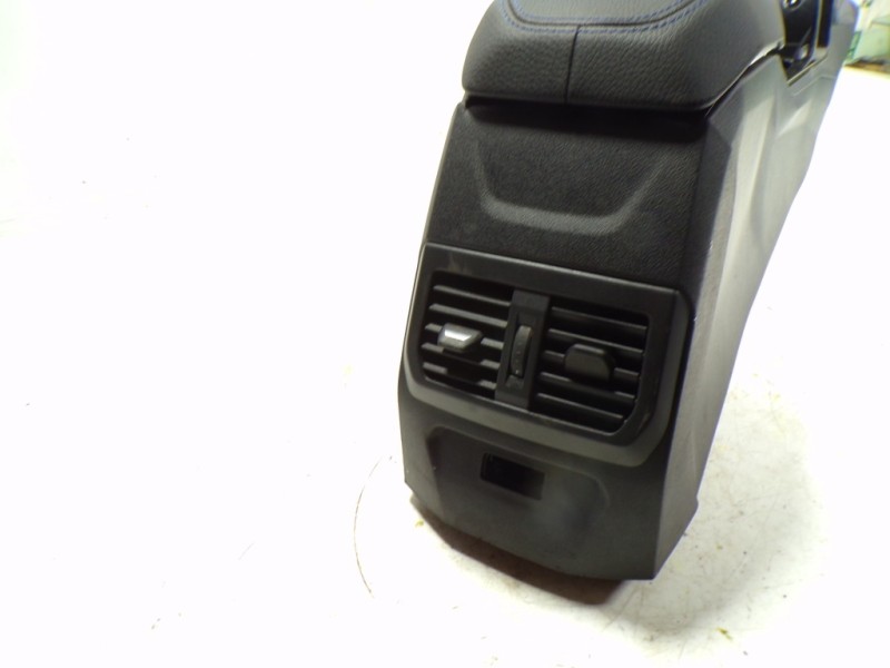 Recambio de apoyabrazos central para bmw serie 2 gran coupe (f44) 220i referencia OEM IAM 51169460090  