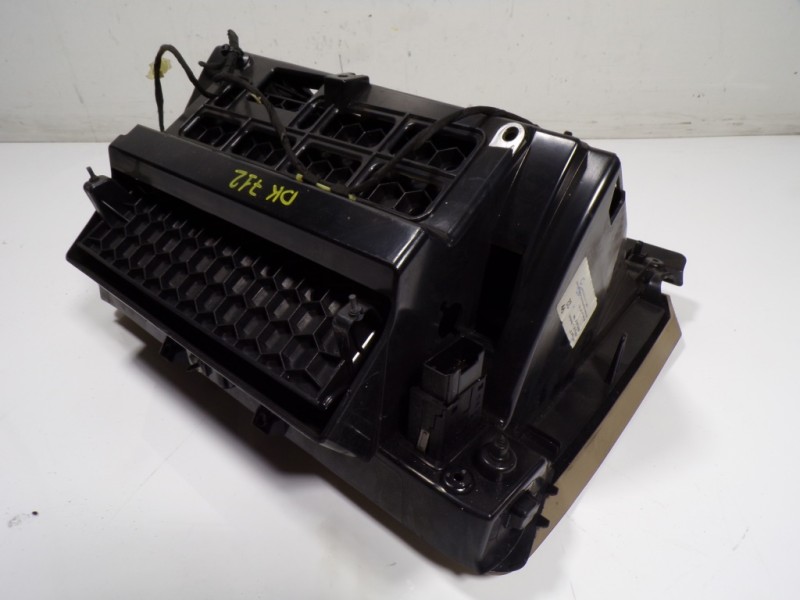 Recambio de guantera para volkswagen cc (358) 2.0 tdi referencia OEM IAM 3C1857101HR48 3C1857114E 