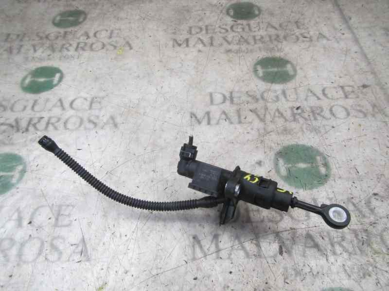 Recambio de bomba embrague para skoda fabia 1.0 mpi referencia OEM IAM 6R0721405B 6R0721388D 