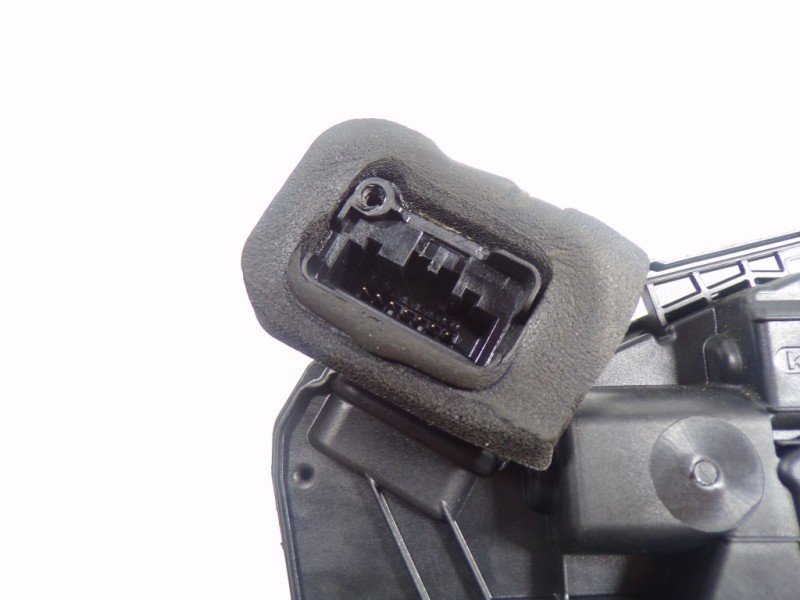 Recambio de cerradura puerta trasera izquierda para skoda octavia lim. (5e3) active referencia OEM IAM 5E0839015A 5E0839015A 