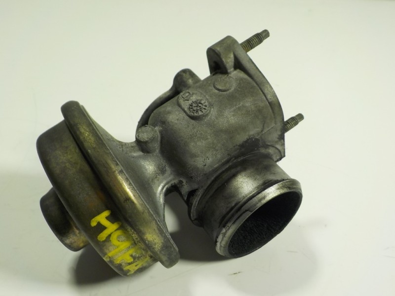 Recambio de valvula egr para ford transit mod. 2000 bus 2.4 tdci referencia OEM IAM  260A04P 