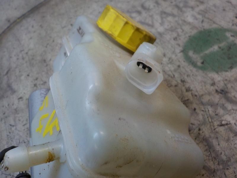 Recambio de bomba freno para skoda fabia 1.0 mpi referencia OEM IAM 6R1611019D  