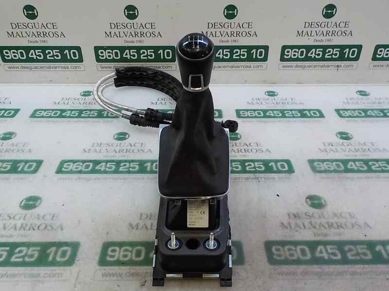 Recambio de palanca cambio para volkswagen golf vii lim. (bq1) 1.6 tdi referencia OEM IAM 5Q0711049AP 5Q0711049AP 