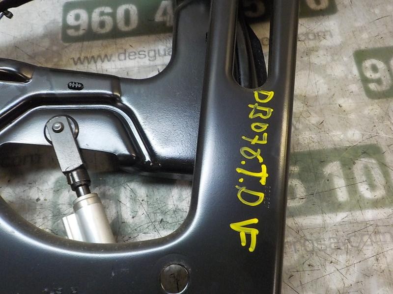 Recambio de moldura para renault megane ii coupe/cabrio 1.6 16v referencia OEM IAM   