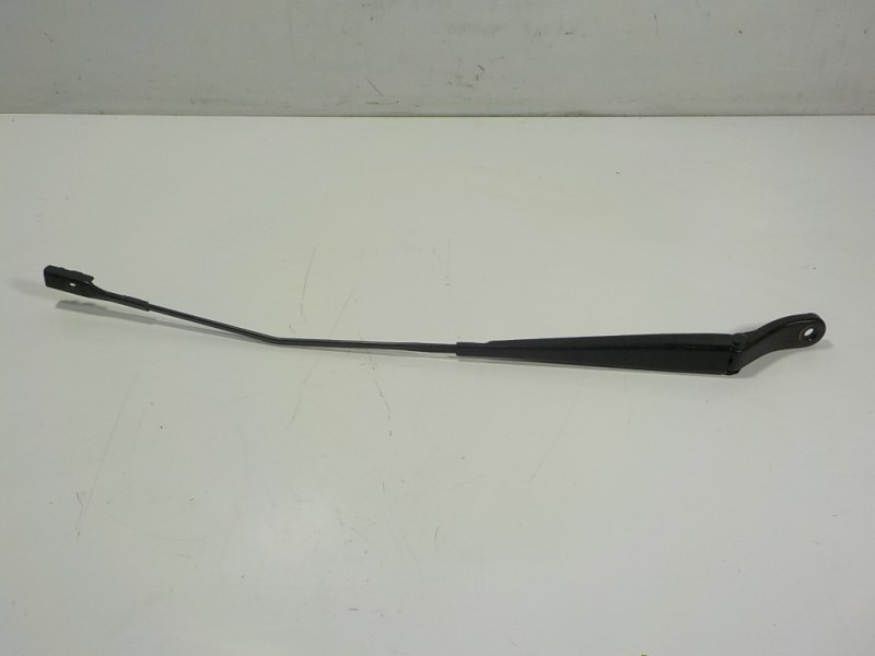 Recambio de brazo limpia delantero derecho para opel crossland x 1.2 referencia OEM IAM 39079980  