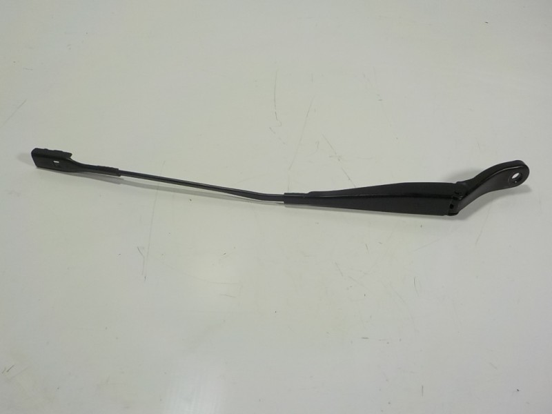 Recambio de brazo limpia delantero izquierdo para opel crossland x 1.2 referencia OEM IAM 39079979  