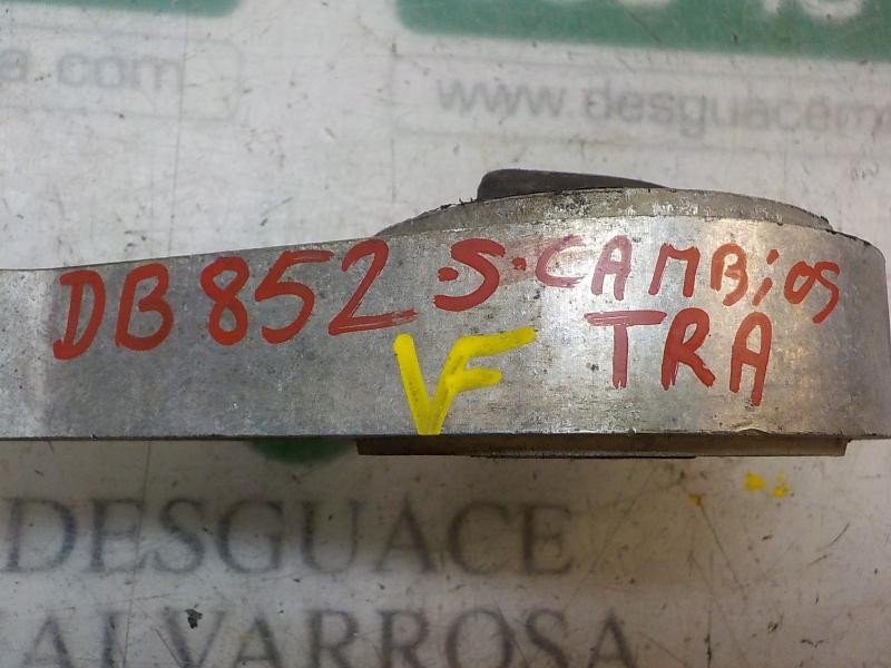 Recambio de soporte cambio para opel corsa e edition referencia OEM IAM 55703436  