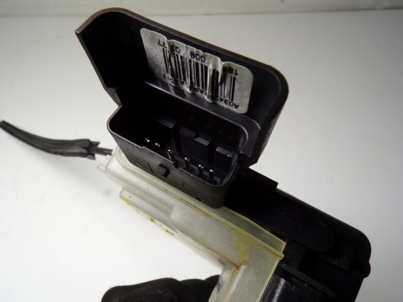 Recambio de cerradura puerta delantera derecha para opel crossland x 1.2 referencia OEM IAM 3558109 267387 