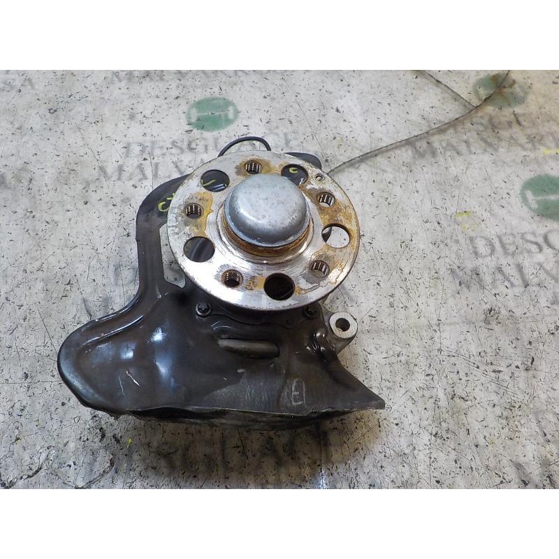 Recambio de mangueta delantera izquierda para mercedes-benz clase c (w204) berlina 1.6 cat referencia OEM IAM A2043320101  