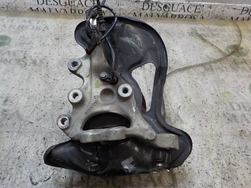 Recambio de mangueta delantera izquierda para mercedes-benz clase c (w204) berlina 1.6 cat referencia OEM IAM A2043320101  