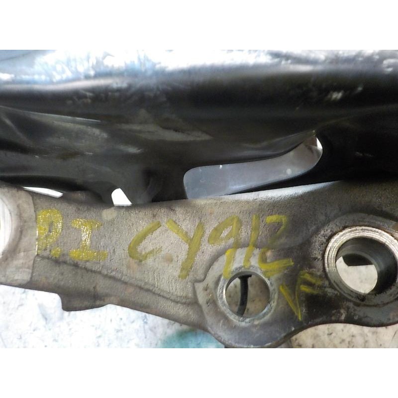 Recambio de mangueta delantera izquierda para mercedes-benz clase c (w204) berlina 1.6 cat referencia OEM IAM A2043320101  