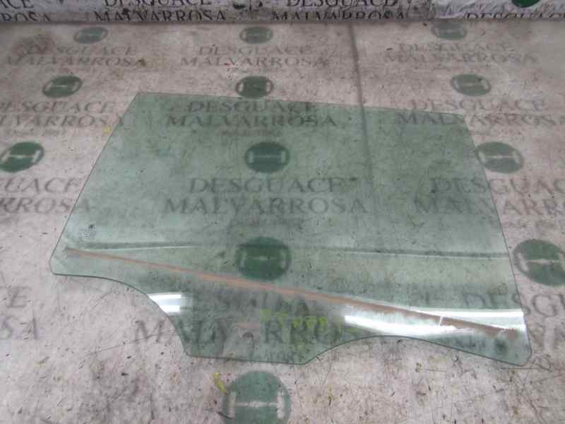 Recambio de cristal puerta trasero derecho para skoda fabia 1.0 mpi referencia OEM IAM 6V6845206A  