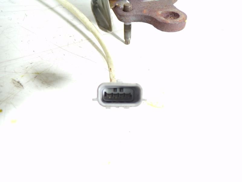 Recambio de catalizador para renault clio iv 0.9 tce referencia OEM IAM 208A07241R  