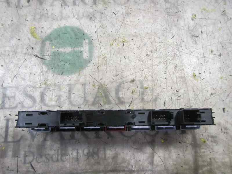 Recambio de warning para skoda fabia 1.0 mpi referencia OEM IAM 6V0927132AWHS 6V0927132A 