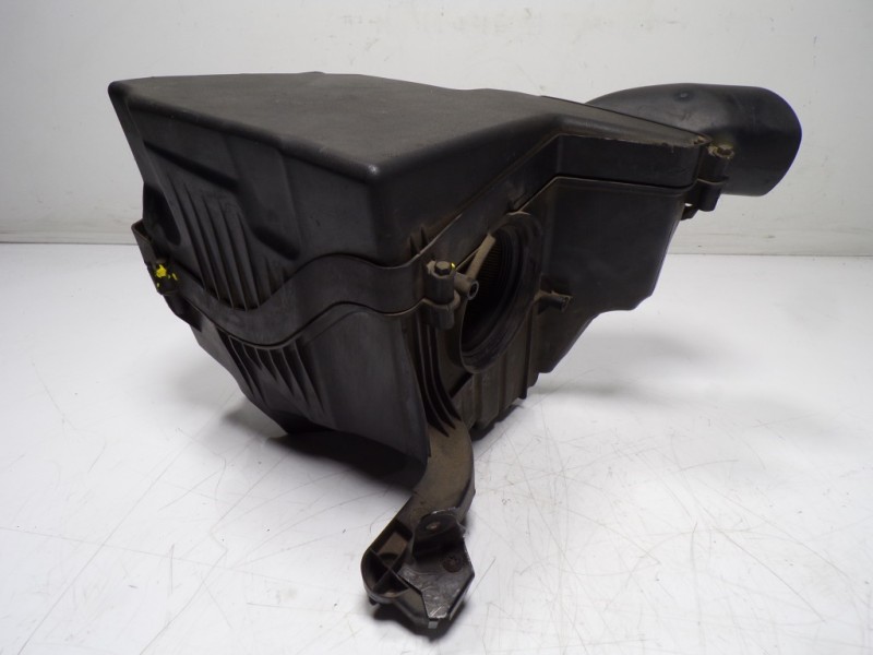 Recambio de filtro aire para ford focus lim. (cb8) 1.6 tdci cat referencia OEM IAM 1862721 F026400492 