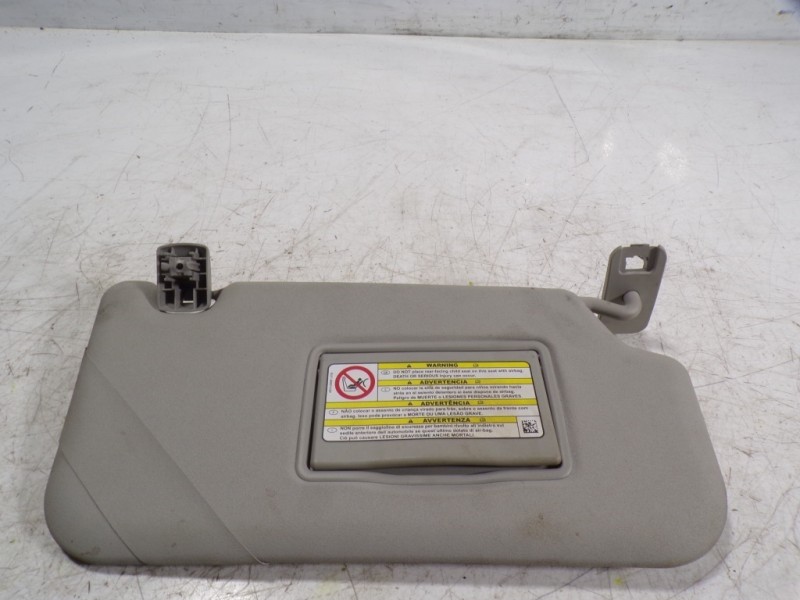 Recambio de parasol derecho para ford fiesta (ccn) 1.0 ecoboost cat referencia OEM IAM 1702309  