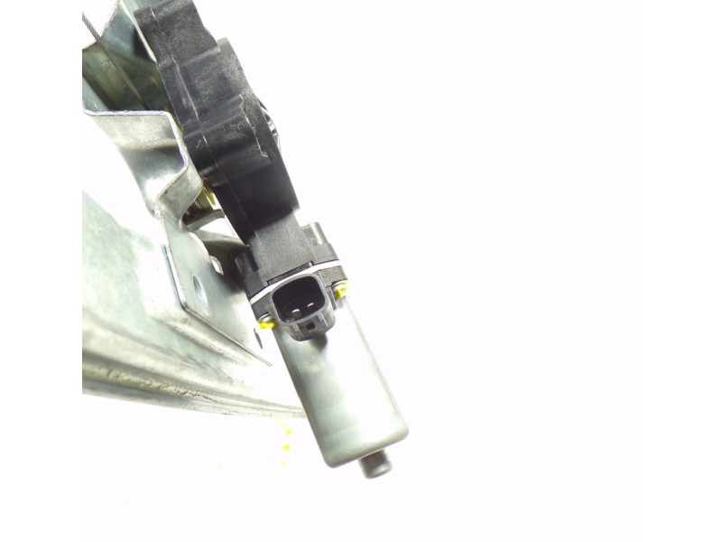 Recambio de elevalunas delantero izquierdo para renault clio iv 0.9 tce referencia OEM IAM 807213867R 128001472B 