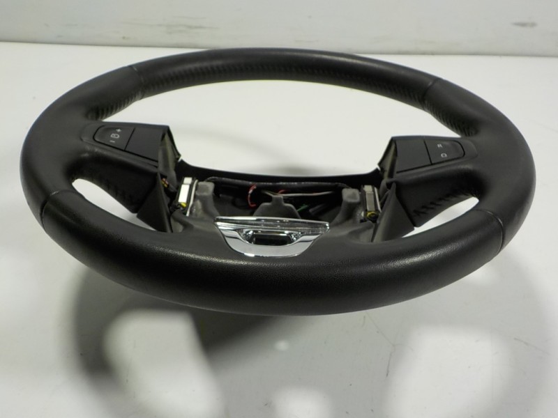 Recambio de volante para renault megane iii berlina 5 p 1.2 16v referencia OEM IAM 484003397R 484003397R 