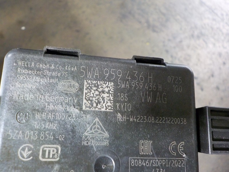 Recambio de modulo electronico para seat leon sportstourer (kl8) style referencia OEM IAM 5WA959436H 5WA959436H 