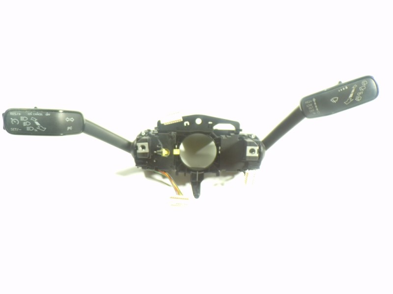 Recambio de mando intermitentes para skoda octavia lim. (5e3) active referencia OEM IAM 5Q0953513RIGI 5Q0953507AC 1009071306