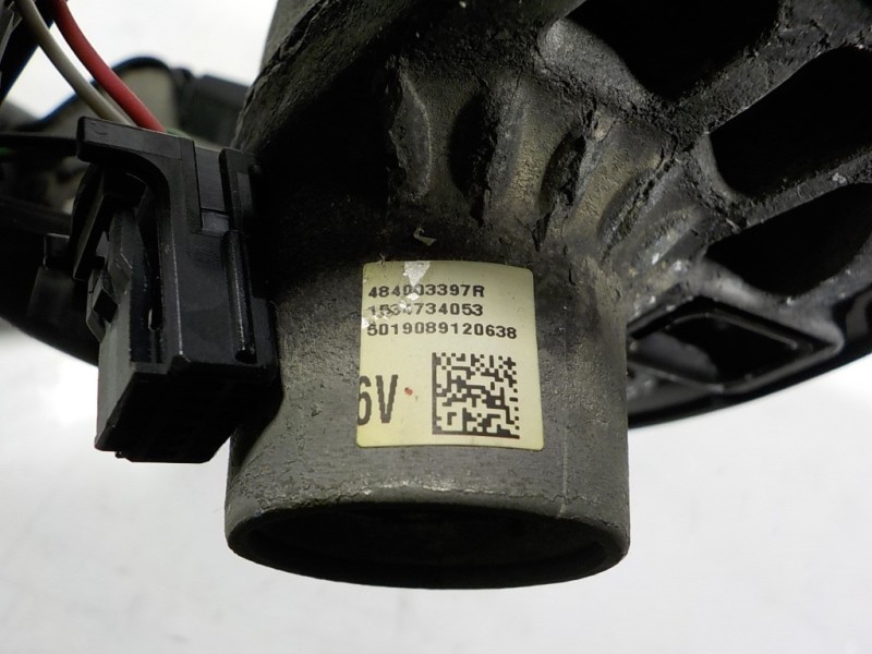 Recambio de volante para renault megane iii berlina 5 p 1.2 16v referencia OEM IAM 484003397R 484003397R 