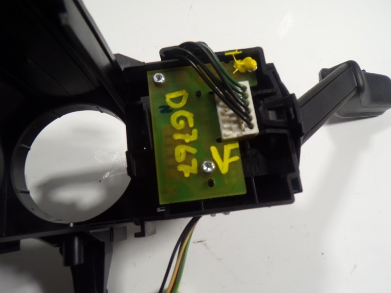 Recambio de mando intermitentes para skoda octavia lim. (5e3) active referencia OEM IAM 5Q0953513RIGI 5Q0953507AC 1009071306