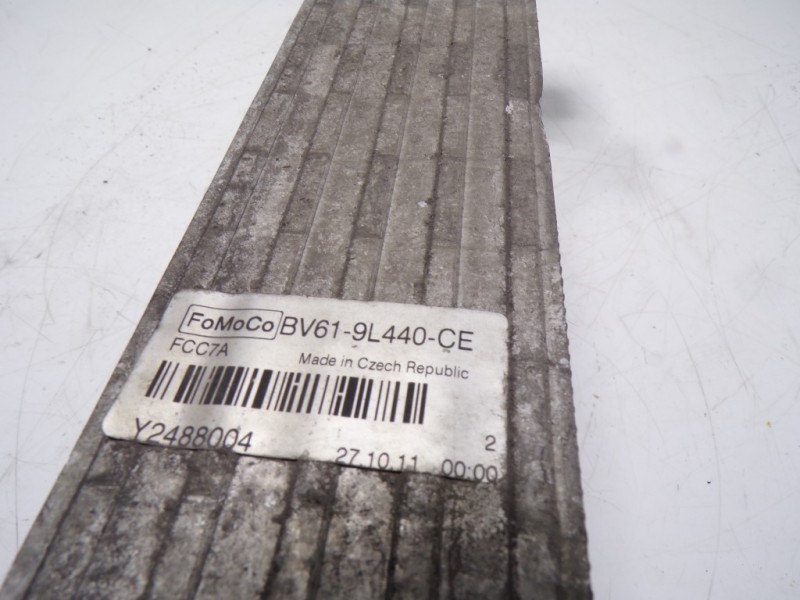 Recambio de intercooler para ford focus lim. (cb8) 1.6 tdci cat referencia OEM IAM 1778294 BV619L440CE 