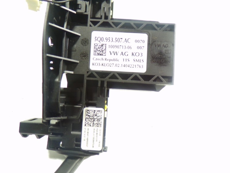 Recambio de mando intermitentes para skoda octavia lim. (5e3) active referencia OEM IAM 5Q0953513RIGI 5Q0953507AC 1009071306