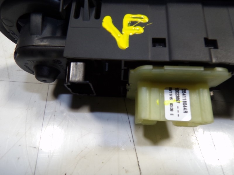 Recambio de mando elevalunas delantero izquierdo para renault clio iv 0.9 tce referencia OEM IAM 254118044R 254116044R 