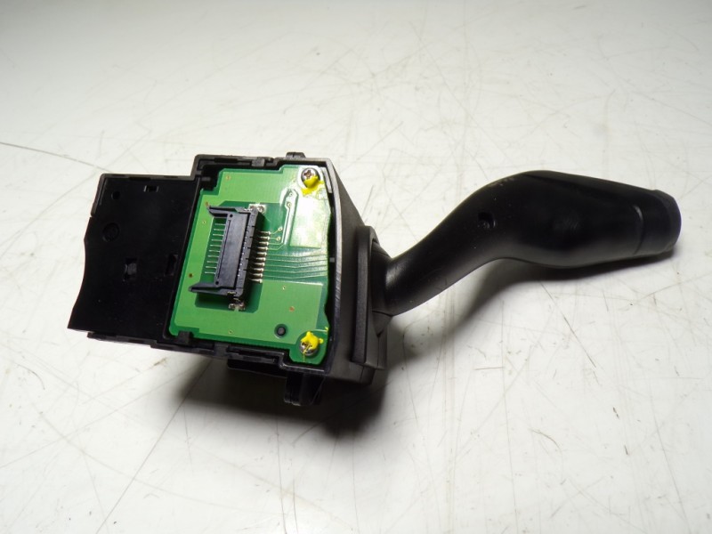 Recambio de mando intermitentes para ford focus lim. (cb8) 1.6 tdci cat referencia OEM IAM 1883869 AV6T13335AB 