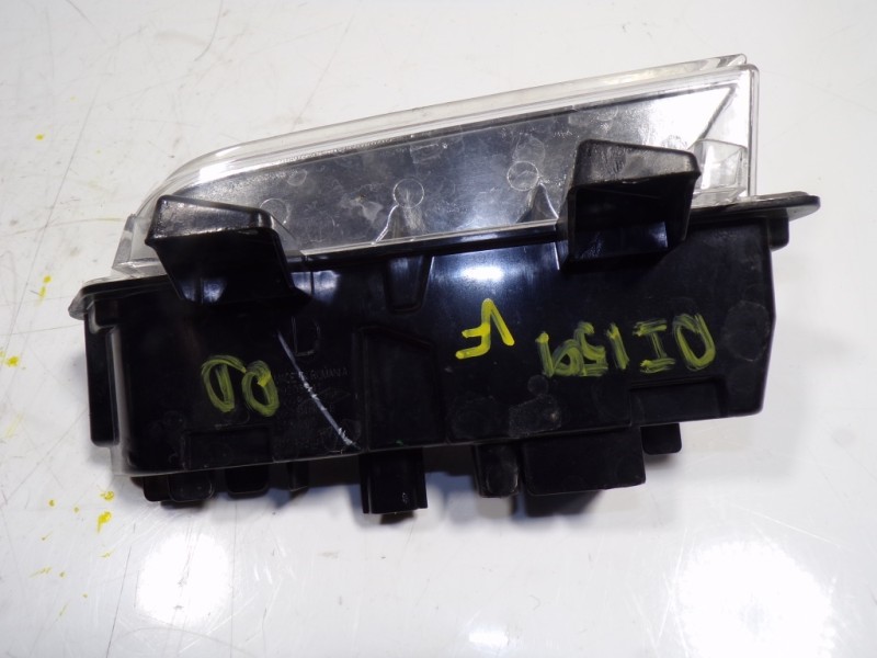 Recambio de piloto delantero derecho para renault clio iv 0.9 tce referencia OEM IAM 266000411R  